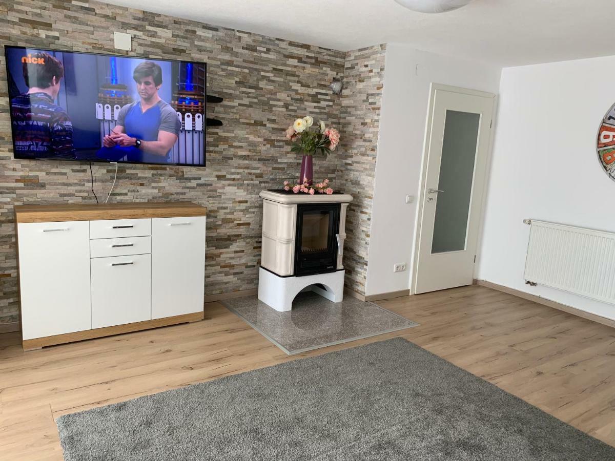 Terrassenwohnung In Estenfeld Bei Wuerzburg Экстерьер фото