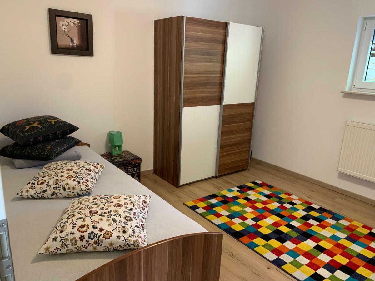 Terrassenwohnung In Estenfeld Bei Wuerzburg Экстерьер фото