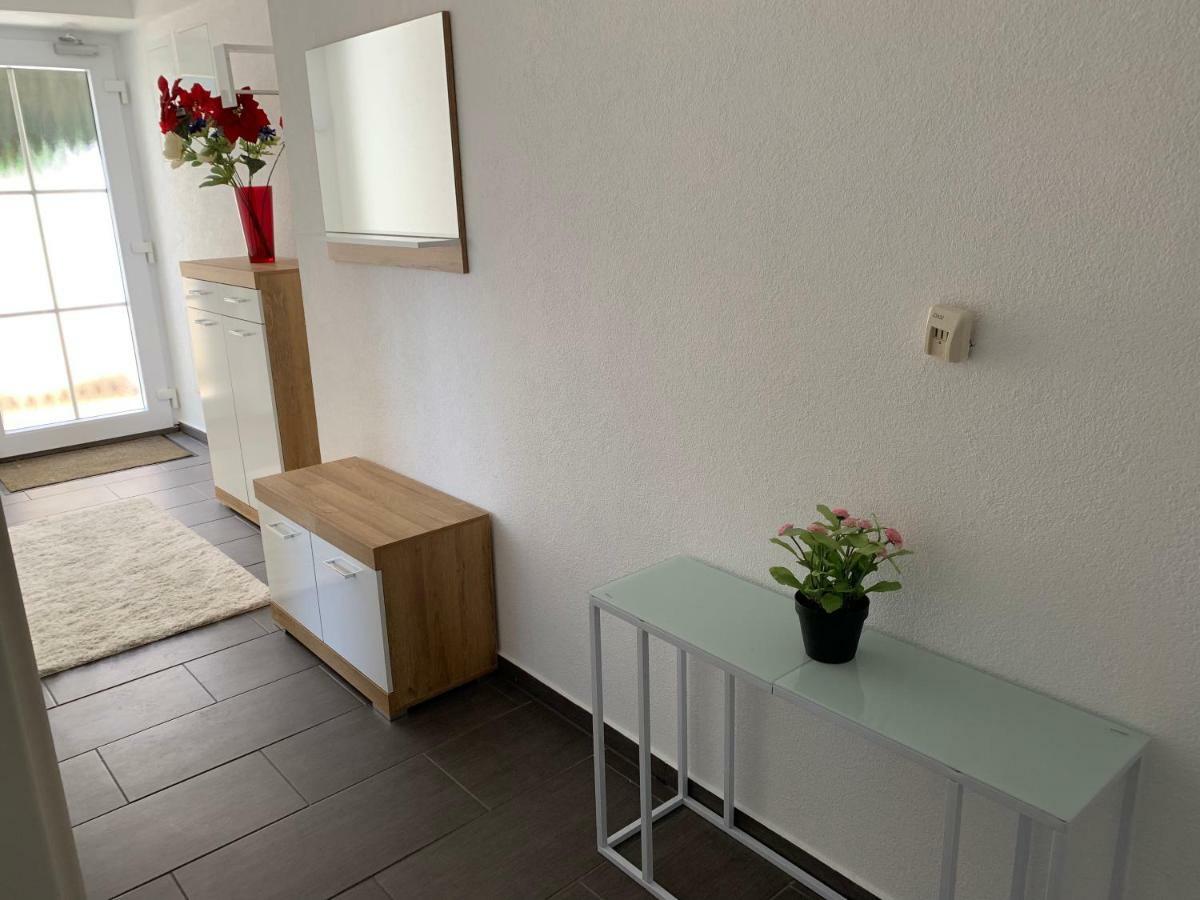 Terrassenwohnung In Estenfeld Bei Wuerzburg Экстерьер фото